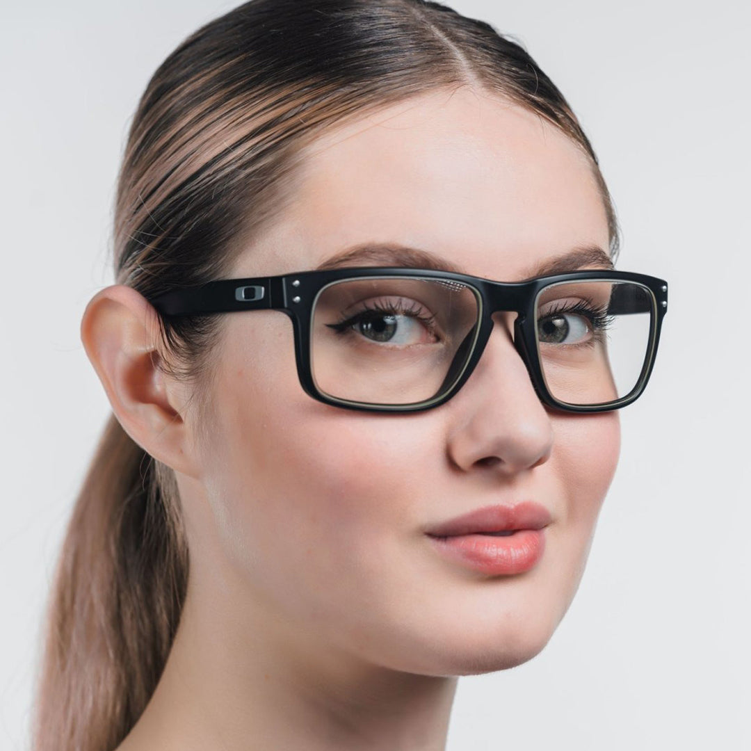 Oakley Holbrook